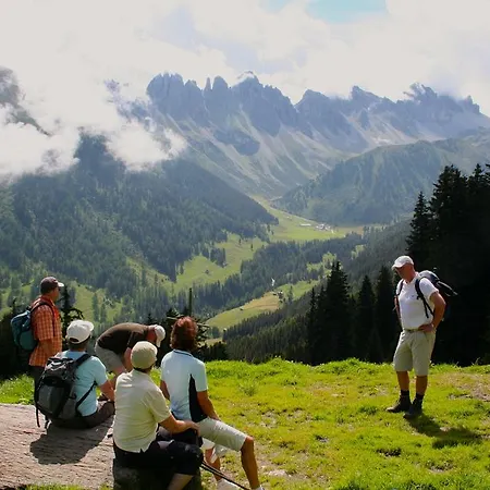 لارشنهوف ناتور 4*