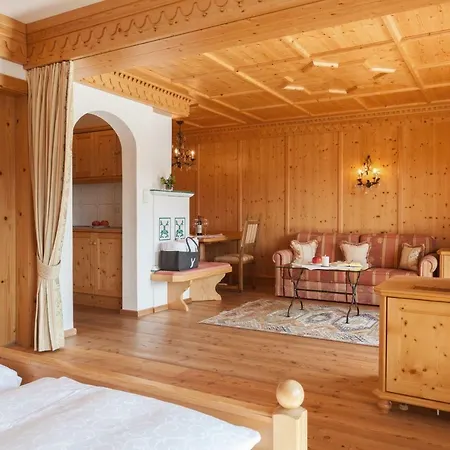 Hotel Laerchenhof 4*